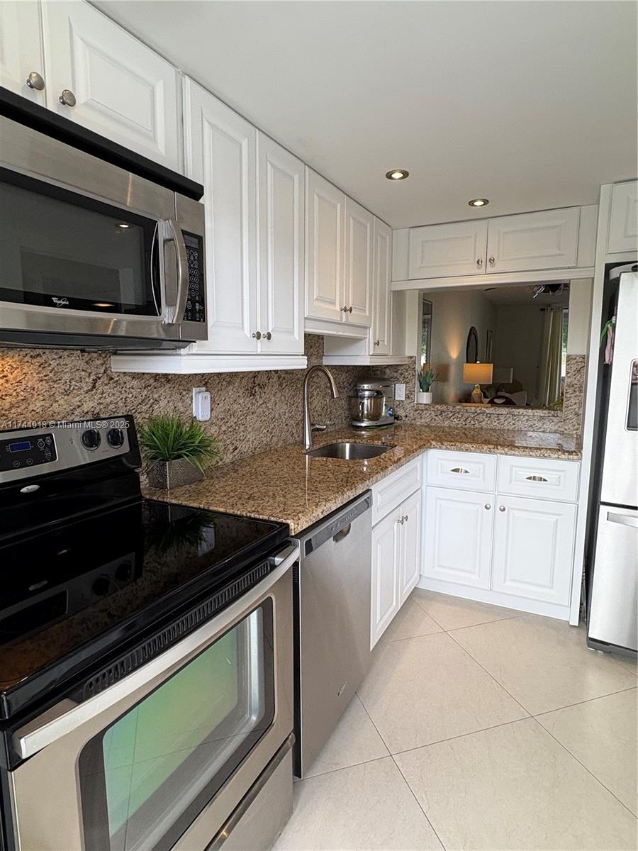 DEERFIELD BEACH GARDENS C - Residential