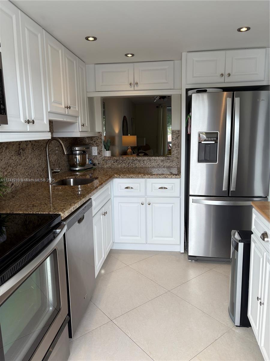 DEERFIELD BEACH GARDENS C - Residential