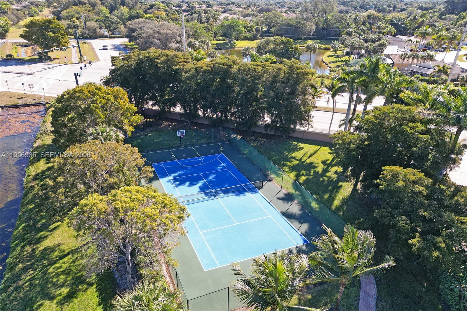 GATEWAY GARDENS - Residential