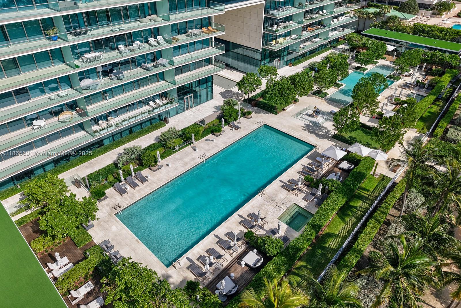 OCEANA BAL HARBOUR CONDO - Residential