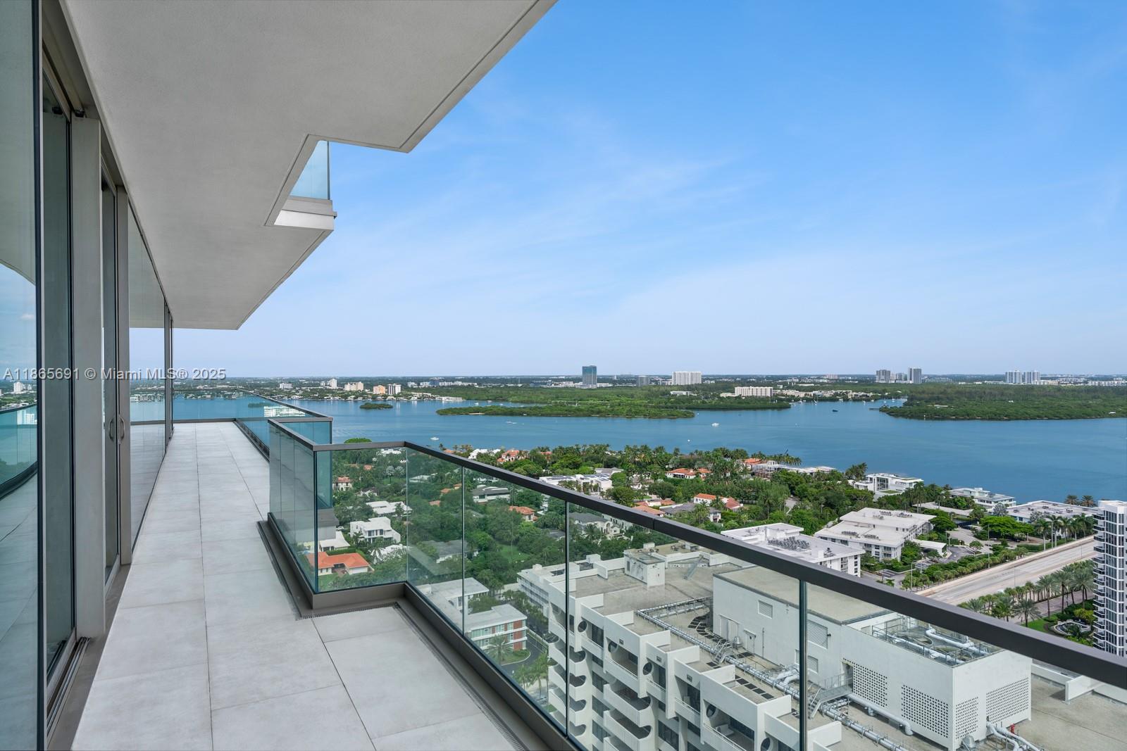OCEANA BAL HARBOUR CONDO - Residential