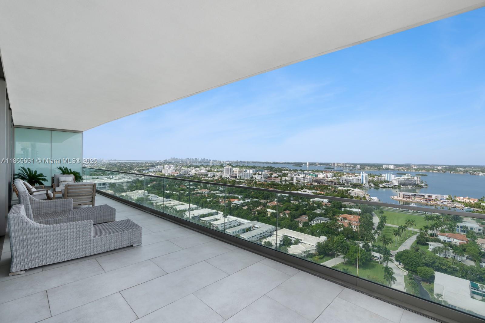 OCEANA BAL HARBOUR CONDO - Residential