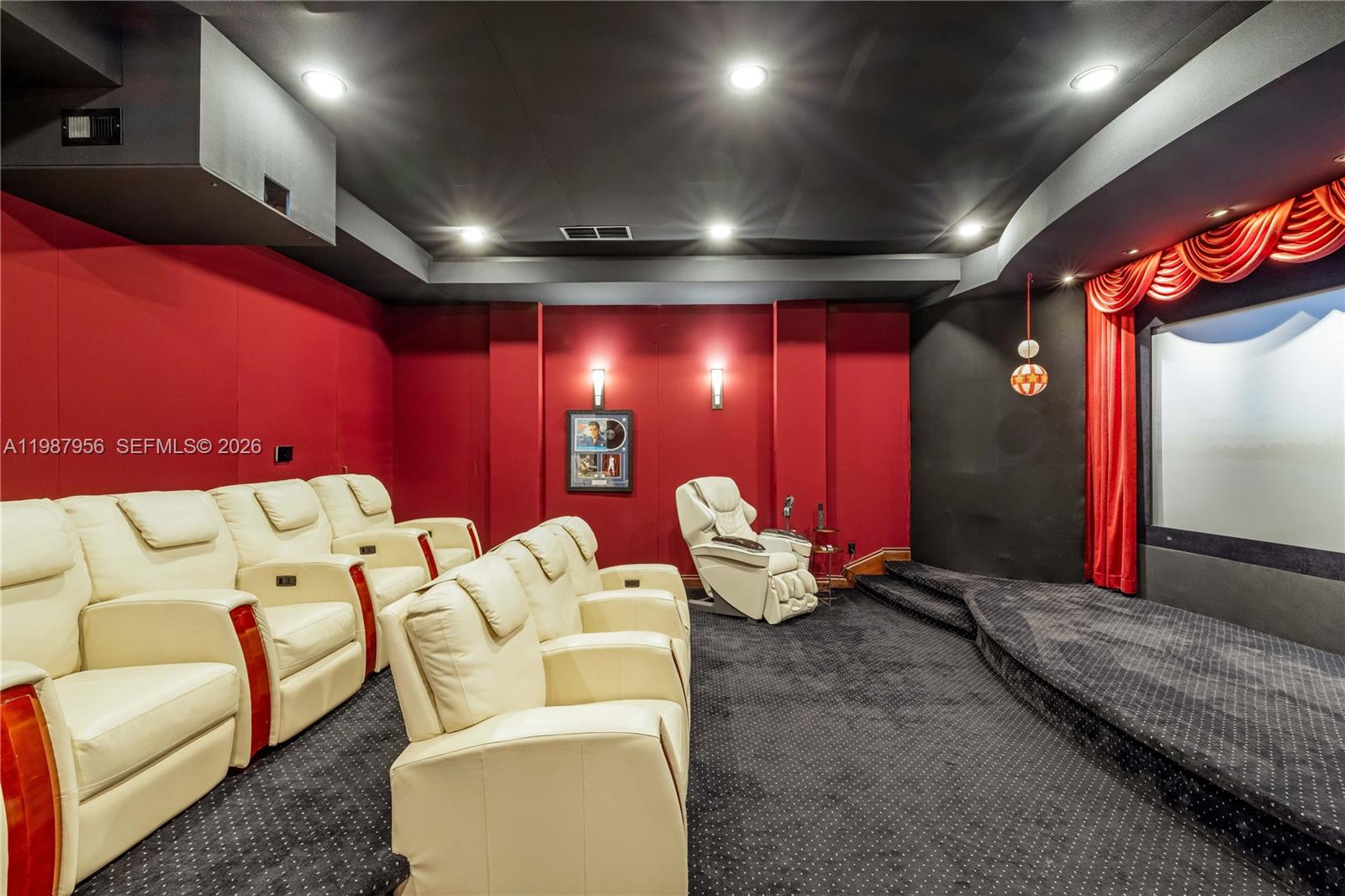 SNAPPER CREEK LAKES SUB - Residential