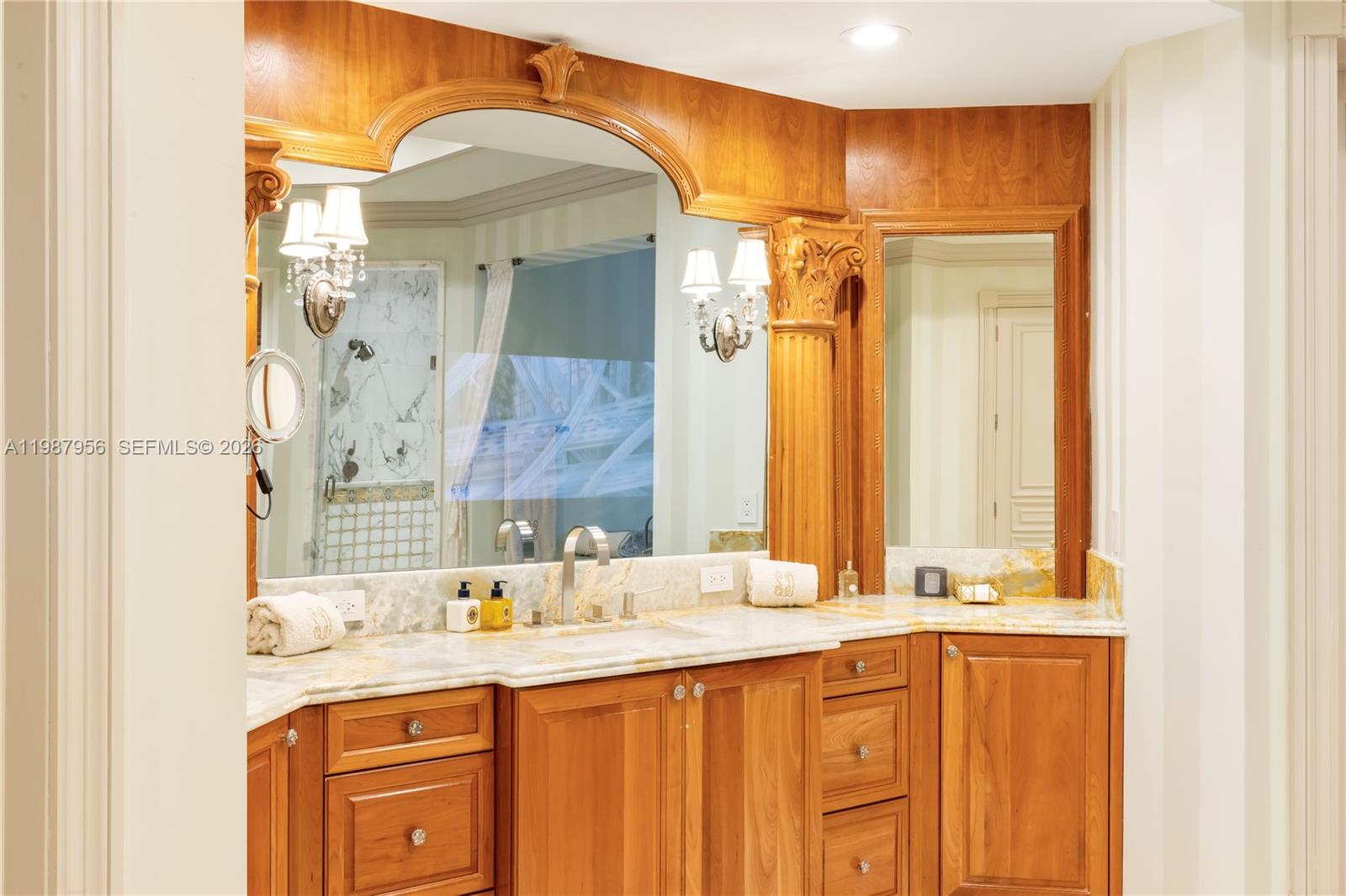 SNAPPER CREEK LAKES SUB - Residential