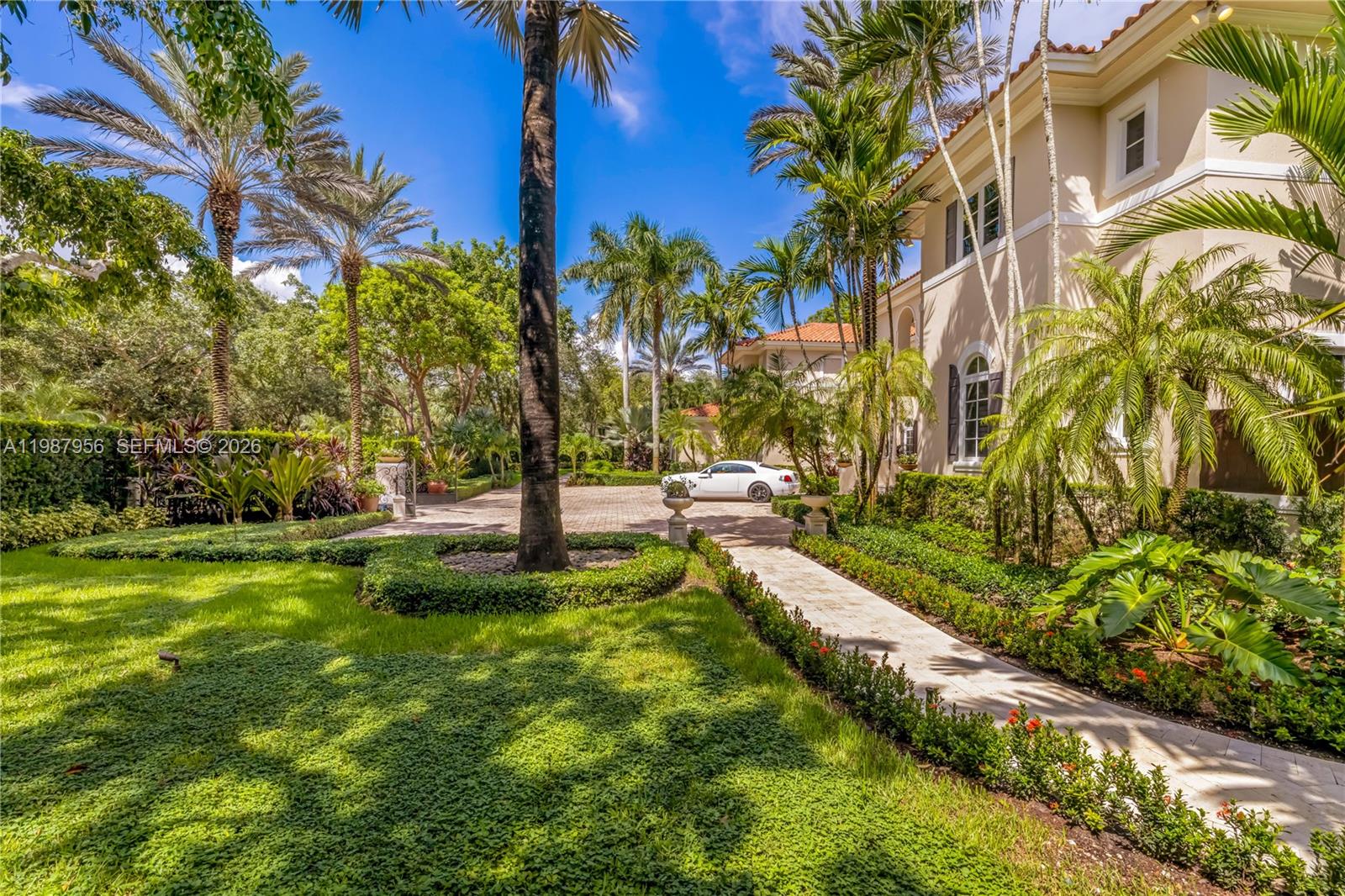 SNAPPER CREEK LAKES SUB - Residential