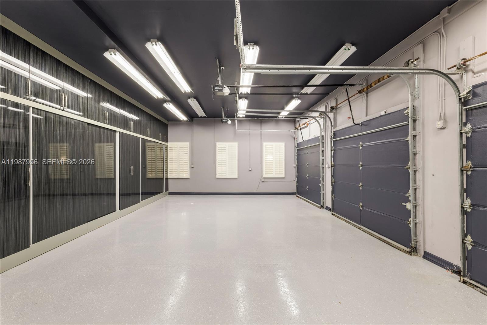 SNAPPER CREEK LAKES SUB - Residential