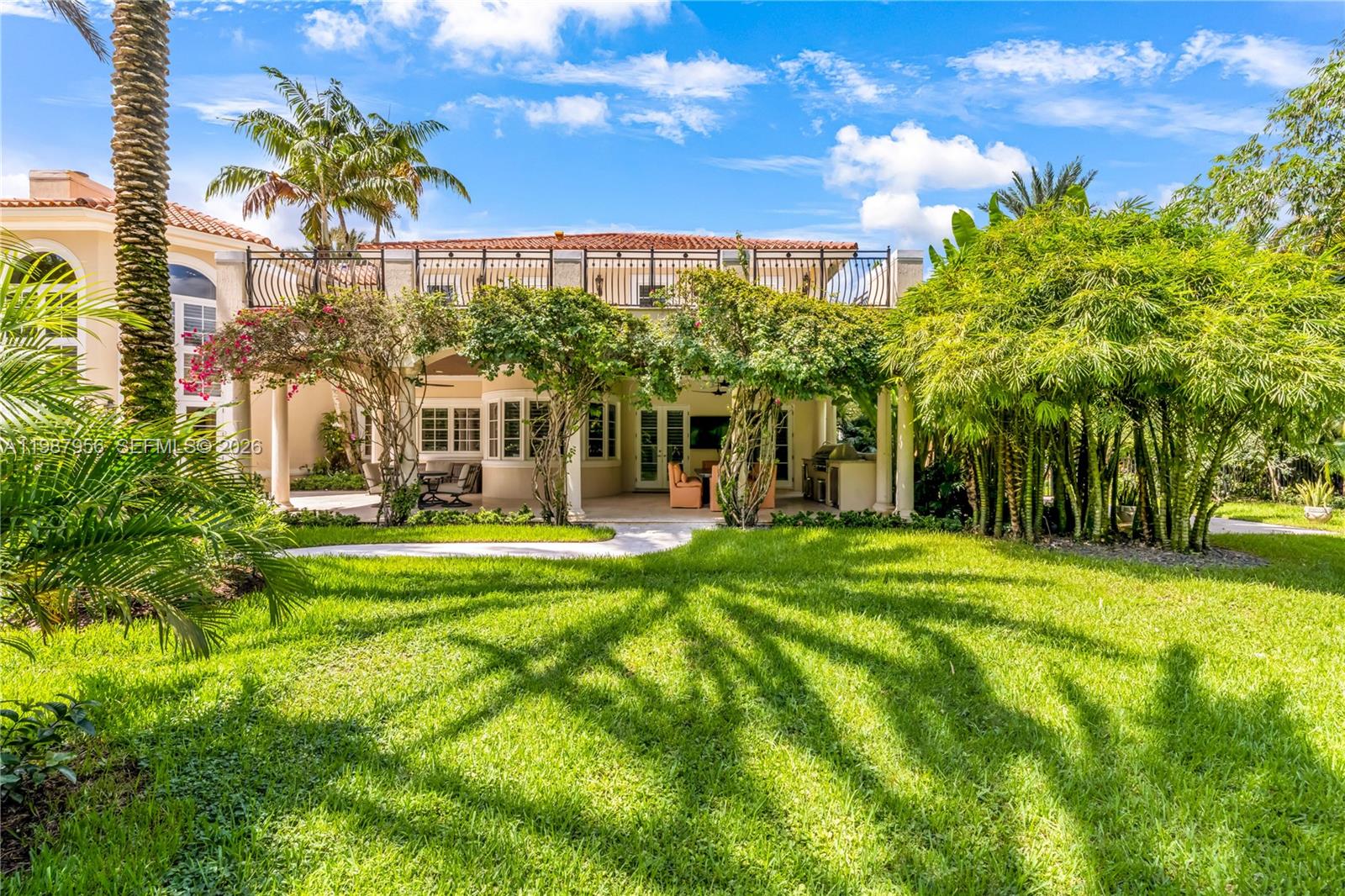 SNAPPER CREEK LAKES SUB - Residential