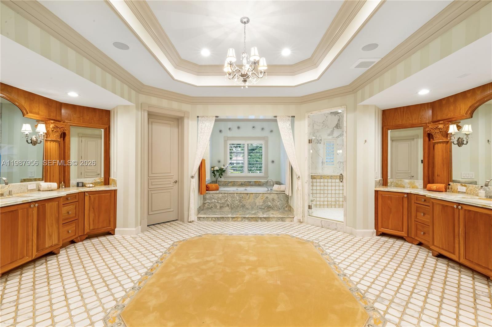 SNAPPER CREEK LAKES SUB - Residential