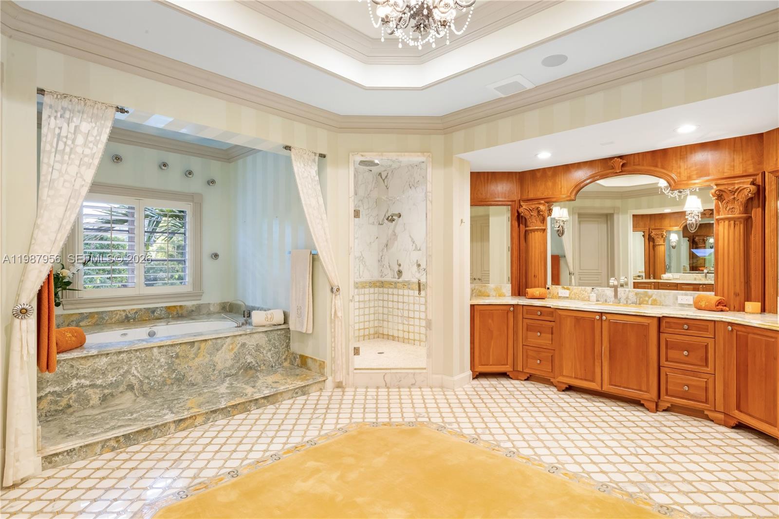 SNAPPER CREEK LAKES SUB - Residential