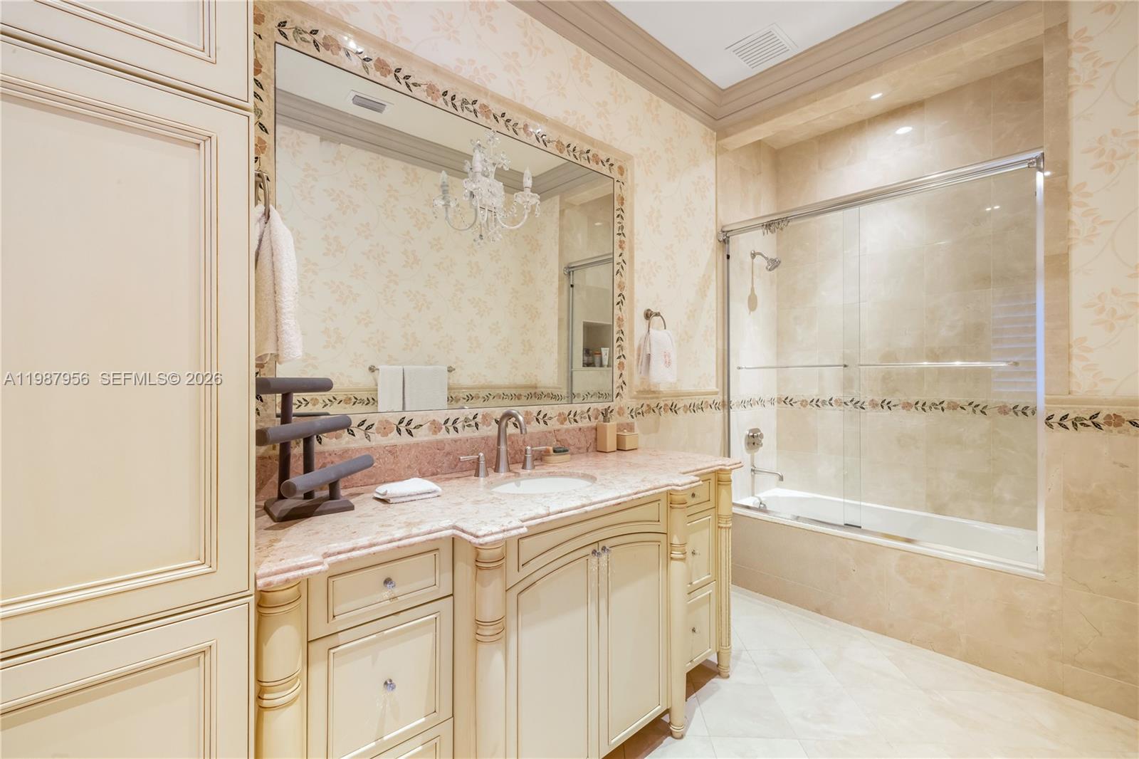 SNAPPER CREEK LAKES SUB - Residential