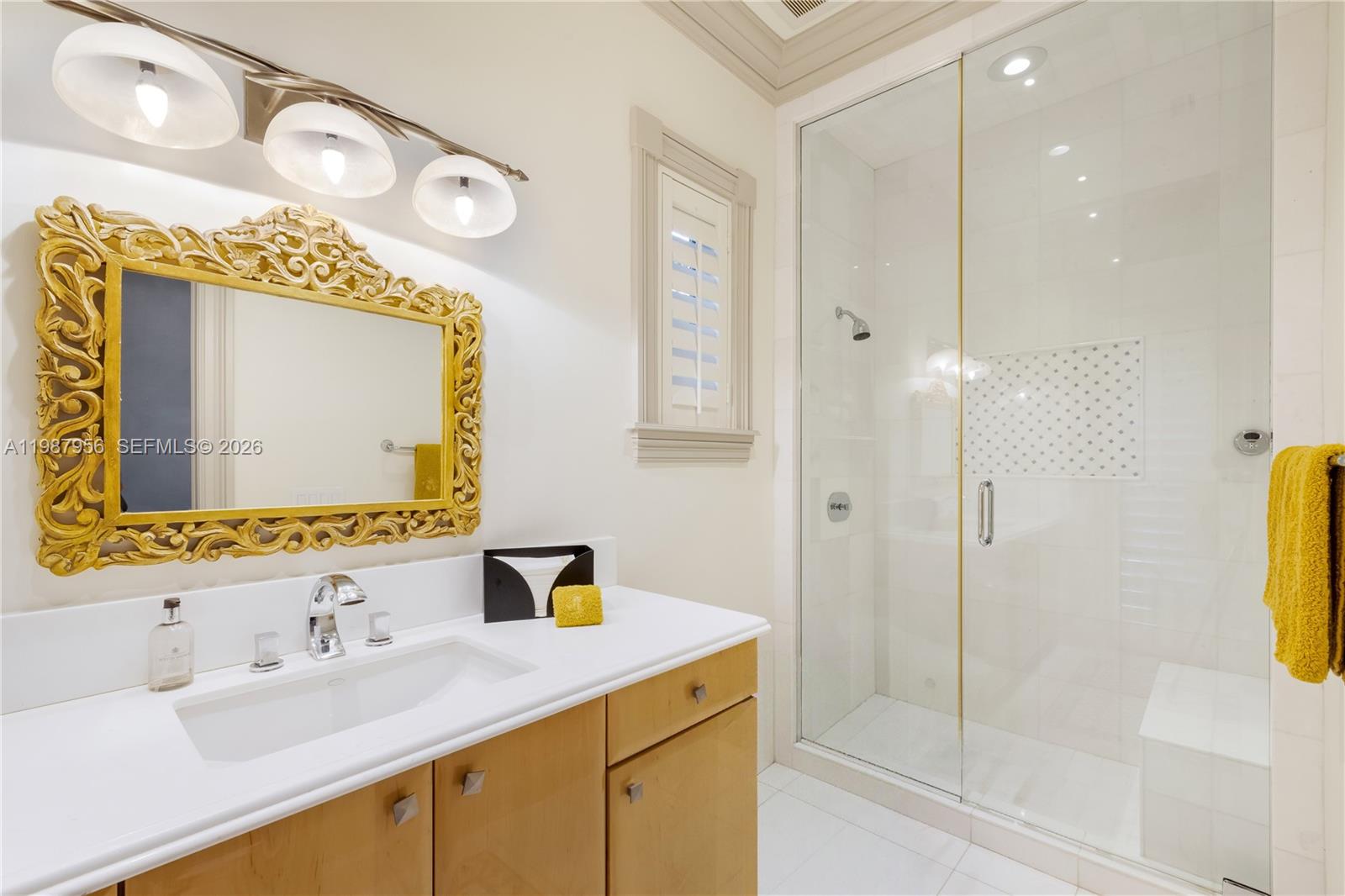 SNAPPER CREEK LAKES SUB - Residential