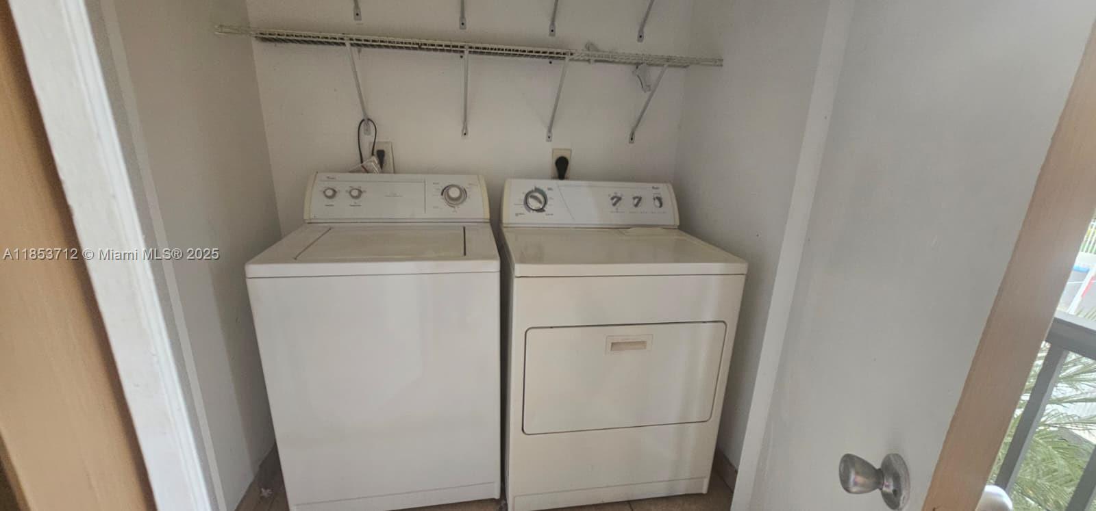 BISCAYNE BEACH CLUB CONDO - Residential Lease