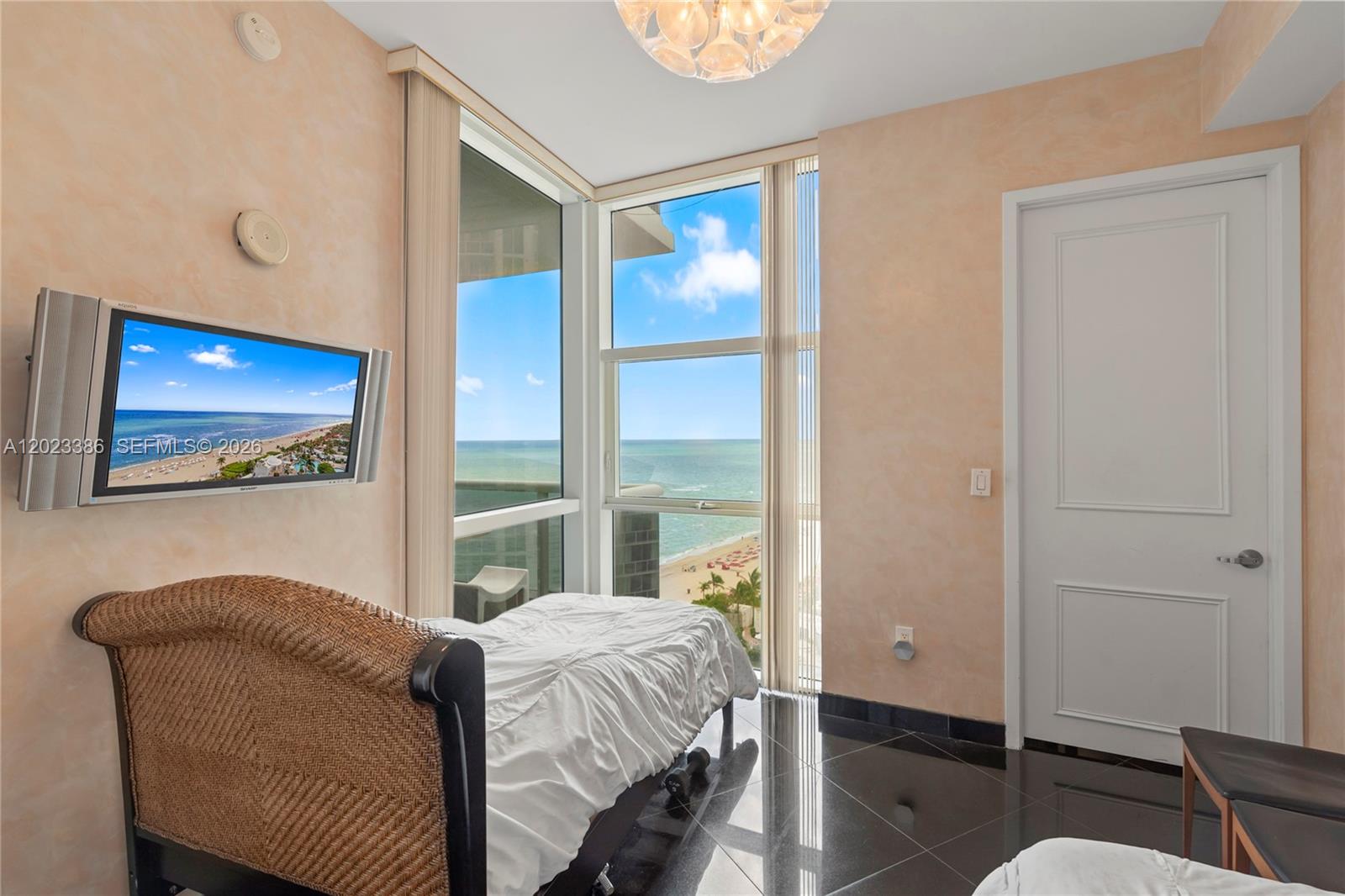 TRUMP PALACE CONDO - Residential