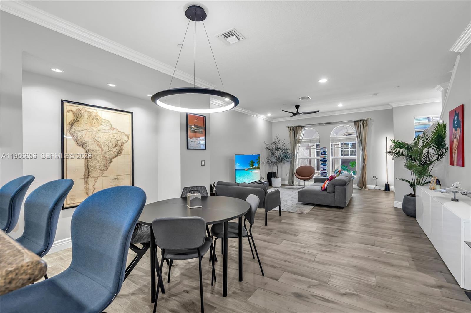 VILLA MEDICI CONDO - Residential