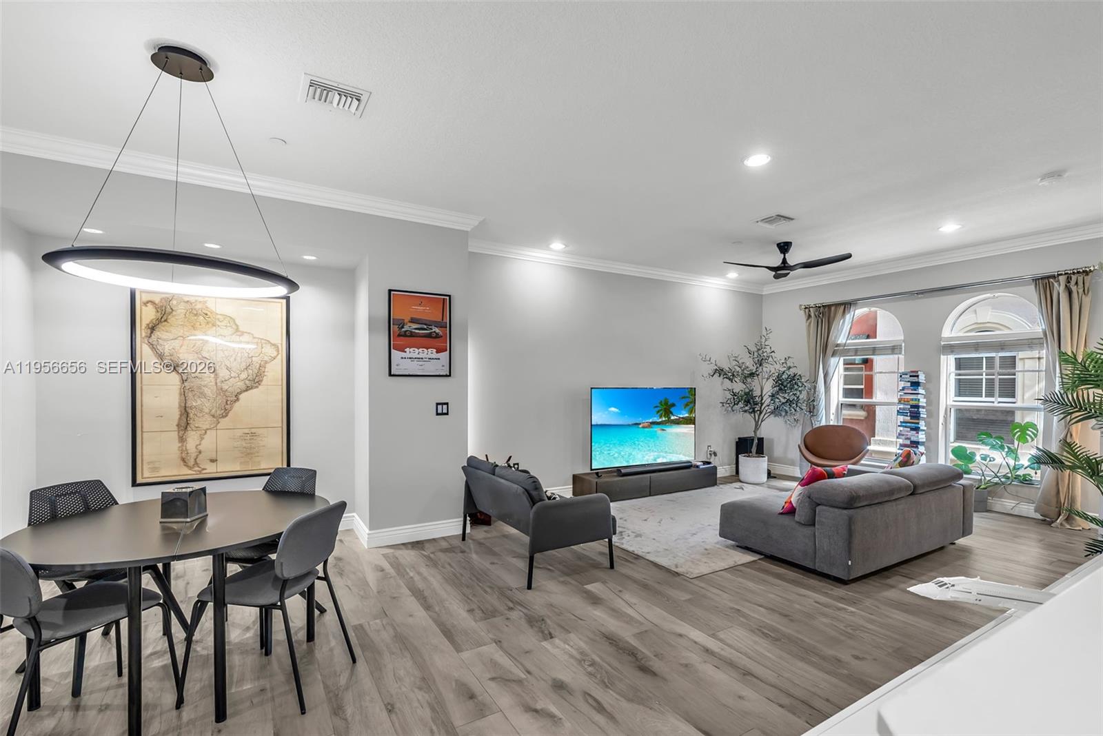 VILLA MEDICI CONDO - Residential