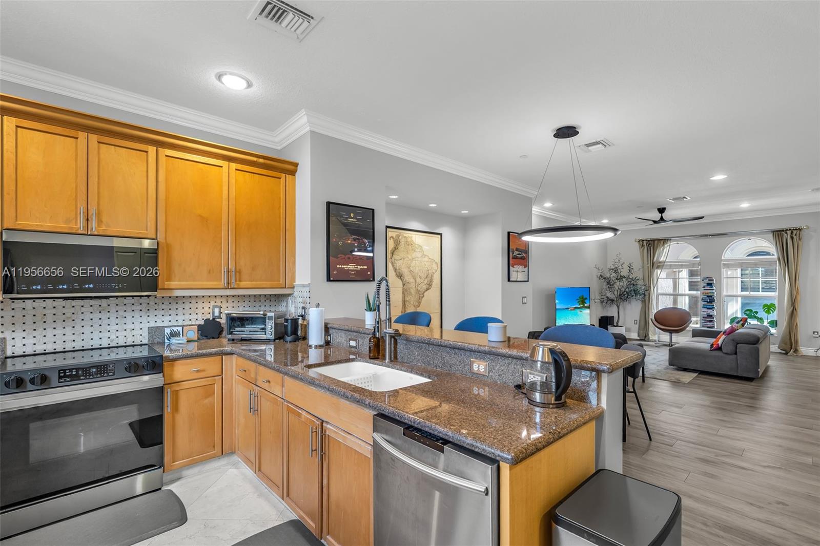 VILLA MEDICI CONDO - Residential