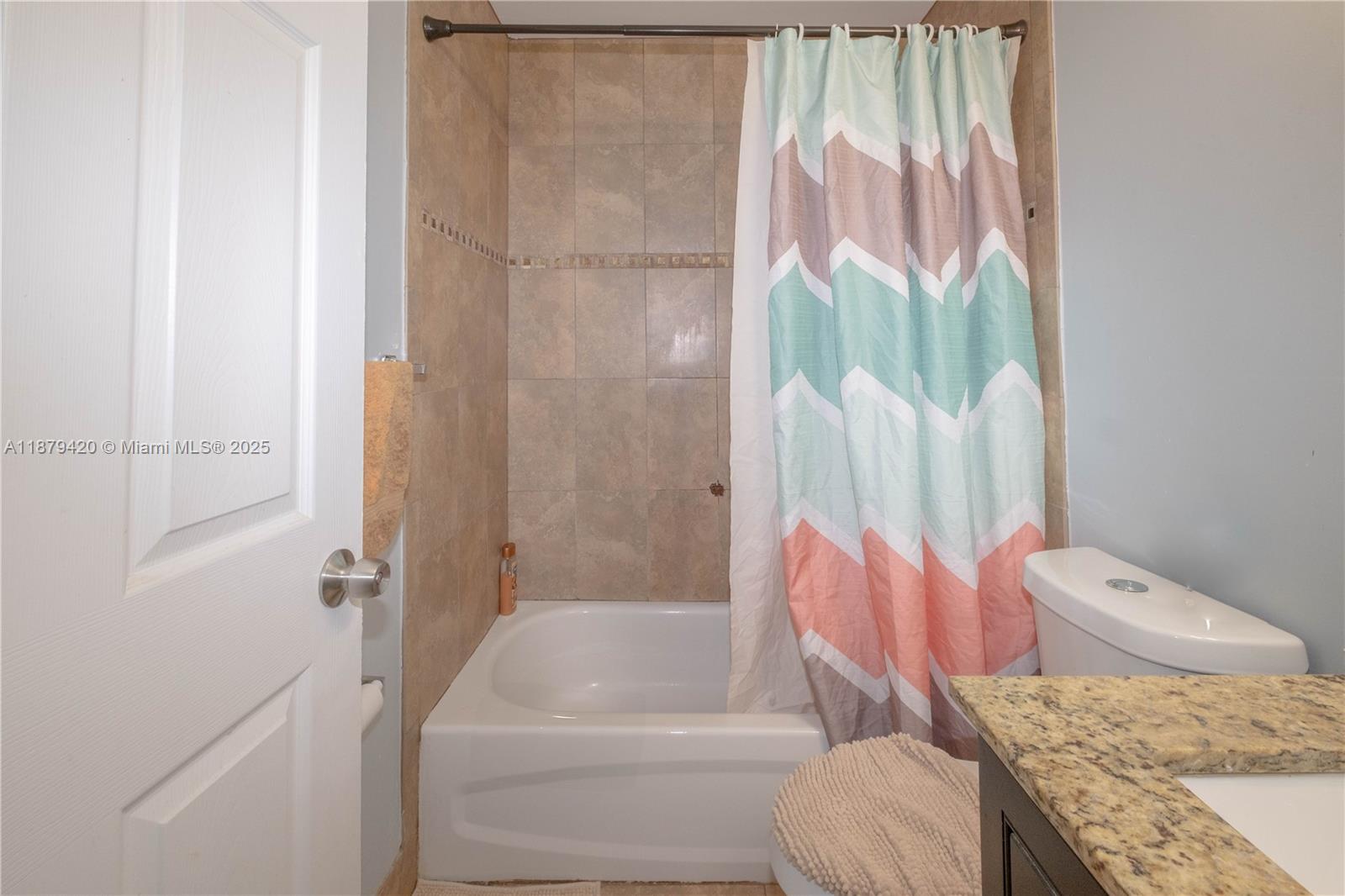 TOWN PARK PLAZA NORTH CON - Residential