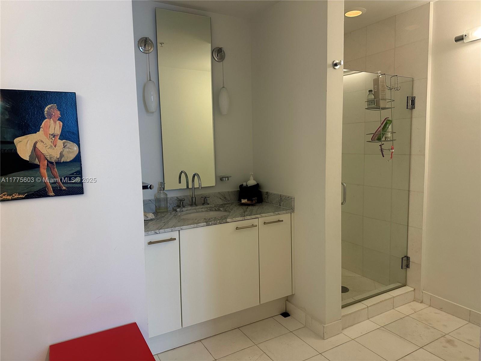 THE MERIDIAN CONDO - Residential Lease