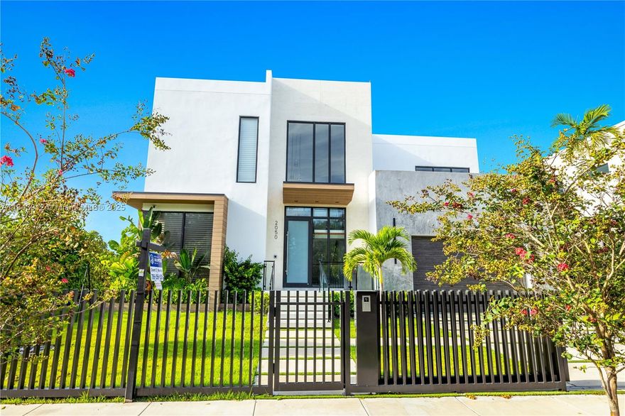 STUNNING 6BR/5BA MODERN WATERFRONT ESTATE IN PRESTIGIOUS GATED KEYSTONE POINT, BUILT IN 2022 WITH $1M+ IN LUXURY UPGRADES. 80’ TREX DOCK WITH 50,000 LB BOAT LIFT, JET SKI DAVIT, 2022 NEW SEAWALL, AND NO FIXED BRIDGES OCEAN ACCESS. CHEF’S KITCHEN WITH L-SHAPE EXTENSION, SUB-ZERO, PERLICK WINE COOLER, TAJ MAHAL STONE, AND OVERSIZED ISLAND. HUNTER DOUGLAS SILHOUETTE BLINDS THROUGHOUT. INTERIORS INCL TAJ MAHAL FIREPLACE, CUSTOM WOOD STAIRWAY, SMART TOILETS, STEAM ROOM, DESIGNER LIGHTING, AND CONCRETE PERGOLA. CUSTOM NON-TOXIC EDGAR LAMINATE BUILT-INS: CABINETRY, CLOSETS, DRAWERS, DESKS, AND WOOD SLAT ACCENTS IN ALL BEDROOMS. MOTORIZED GATE, SECURITY CAMERAS, WHOLE-HOME REVERSE OSMOSIS WATER FILTRATION, STONE POOL DECK, AND 14 STAINLESS GARAGE CABINETS COMPLETE THIS TURNKEY MASTERPIECE.