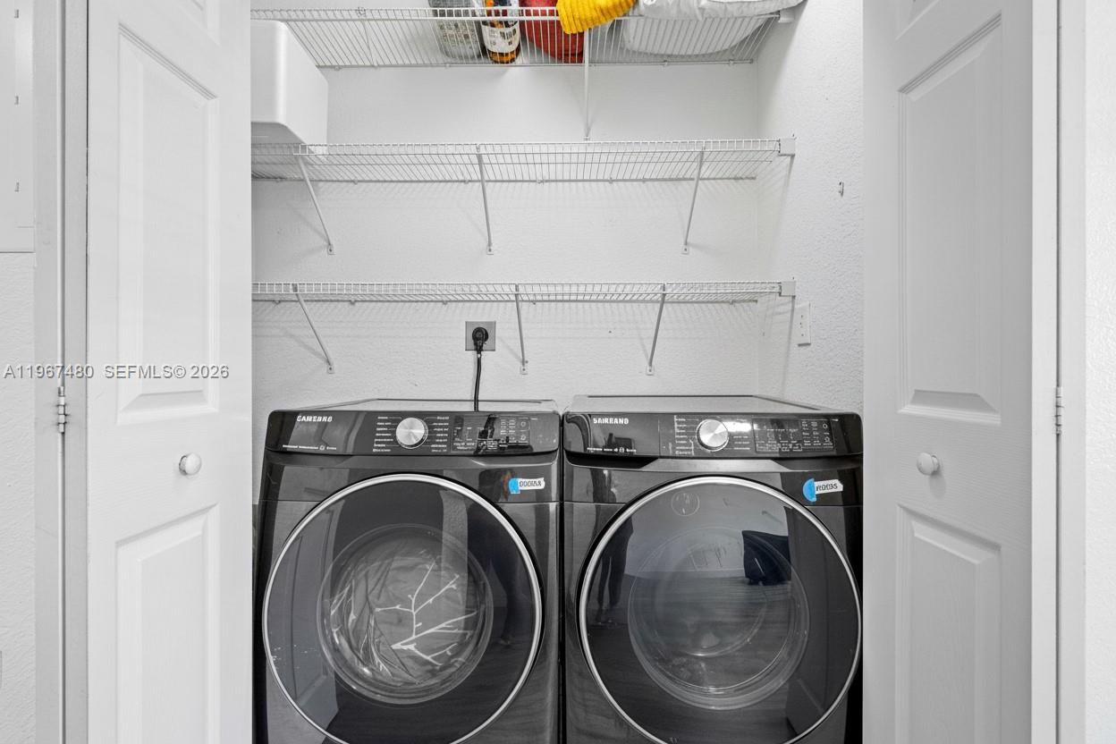 LAS BRISAS AT DORAL CONDO - Residential