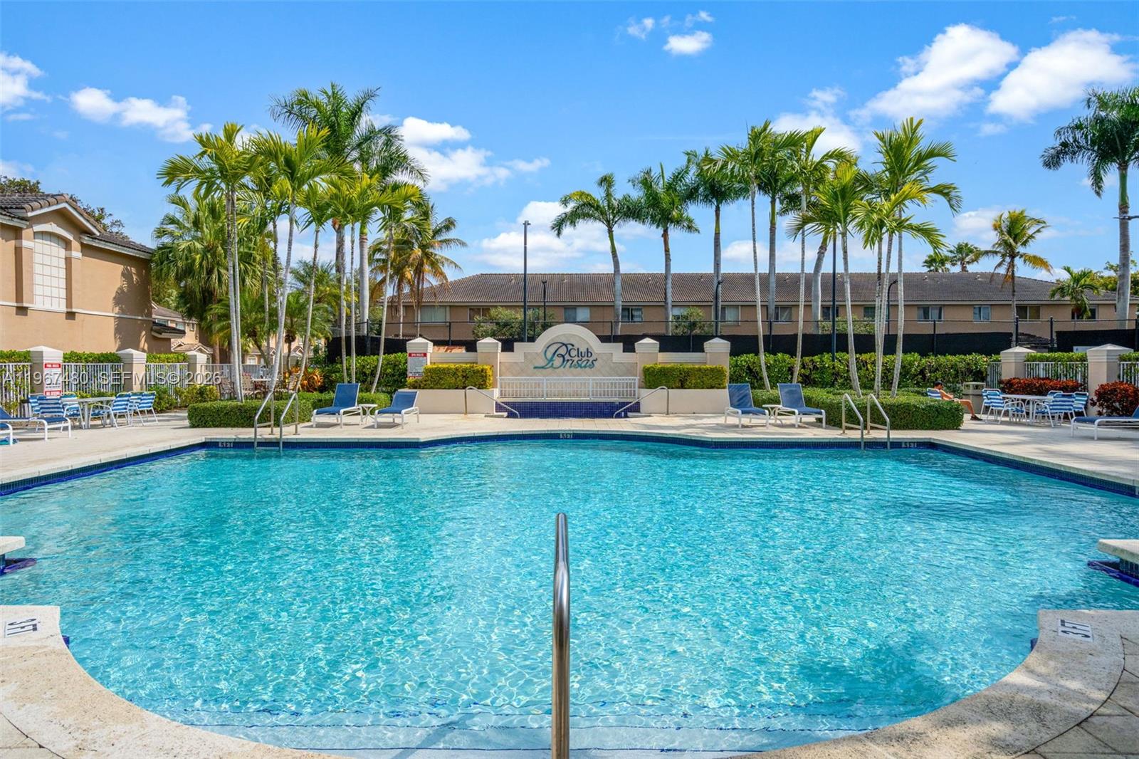 LAS BRISAS AT DORAL CONDO - Residential