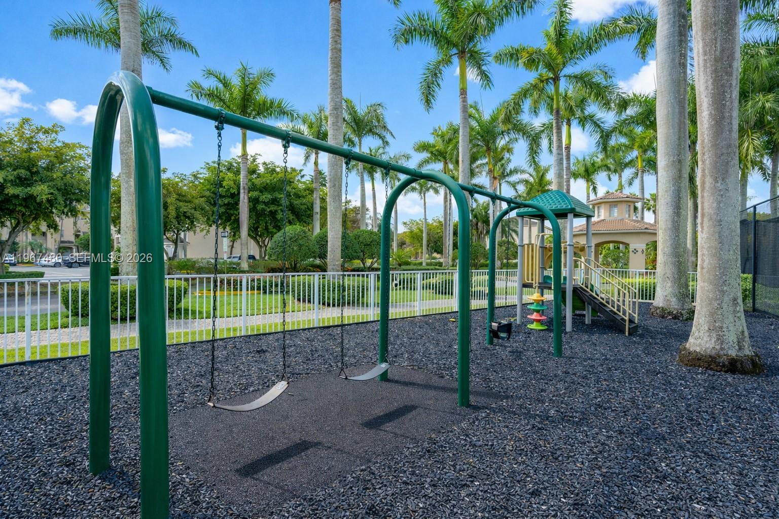 LAS BRISAS AT DORAL CONDO - Residential