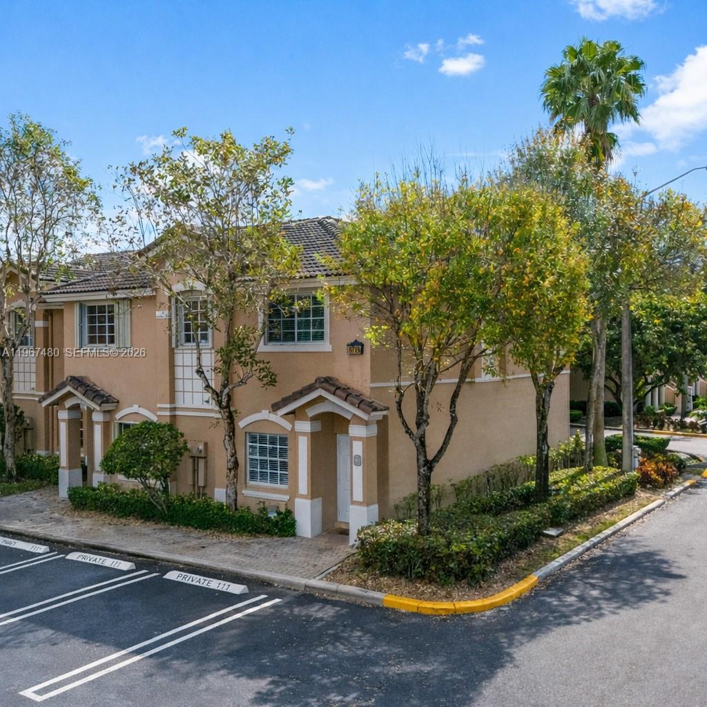 LAS BRISAS AT DORAL CONDO - Residential