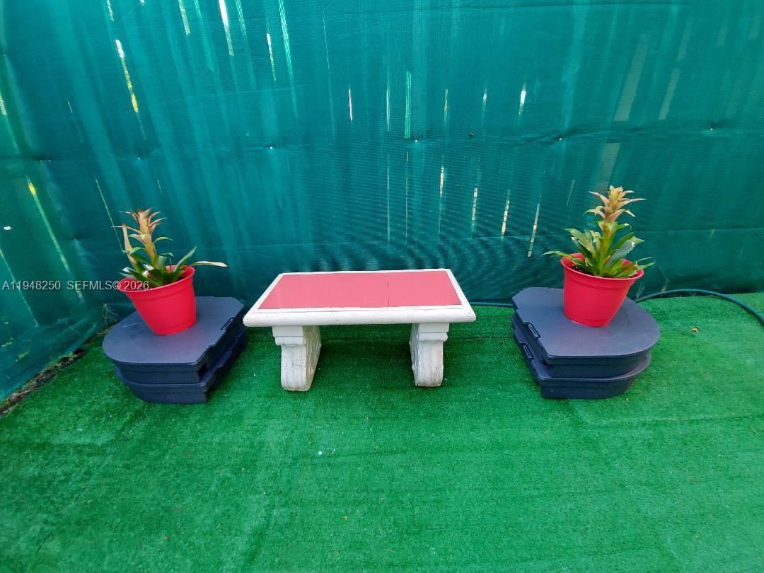 SELDINS ESTATES - Residential