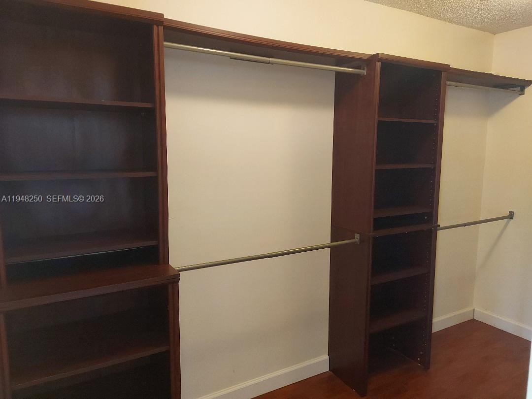 SELDINS ESTATES - Residential