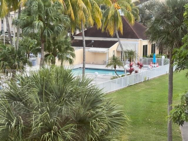 HAMMOCKS TRAILS CONDO - Residential Lease