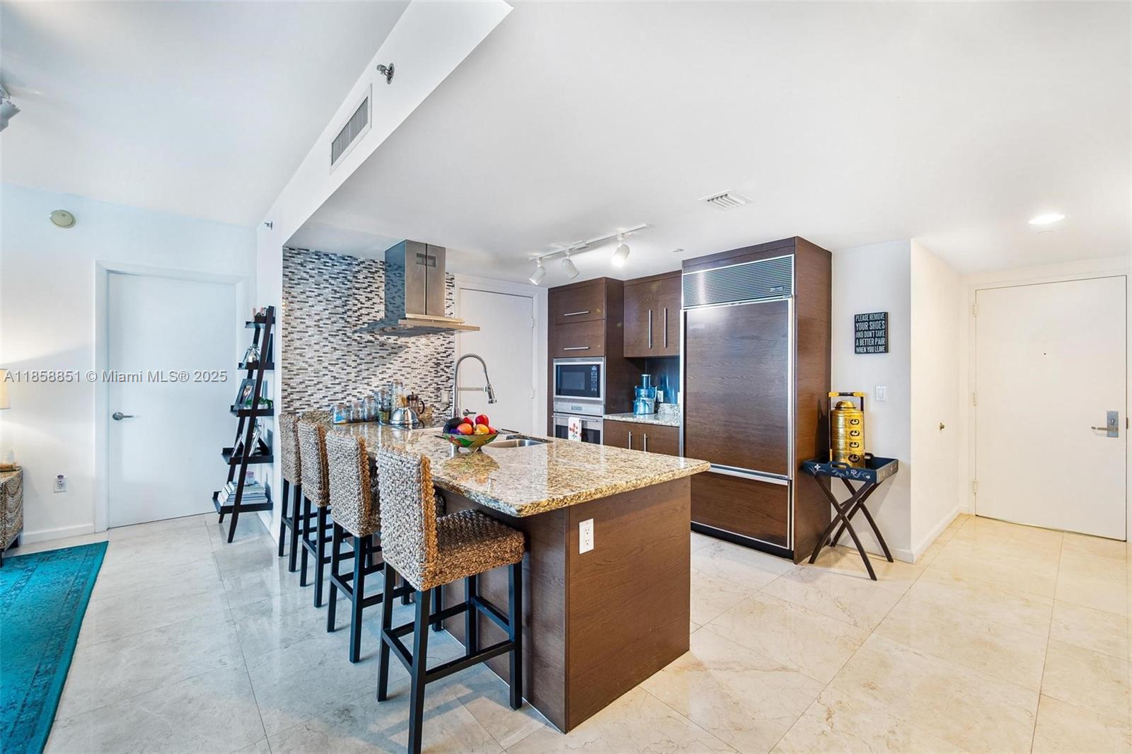 ICON BRICKELL NO TWO - Residential