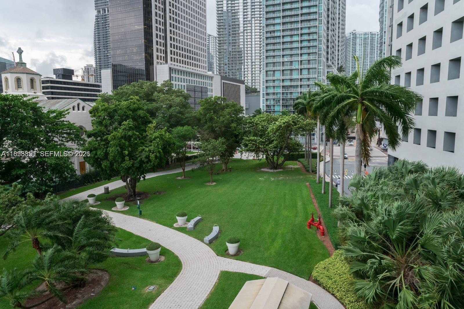 ICON BRICKELL NO TWO - Residential
