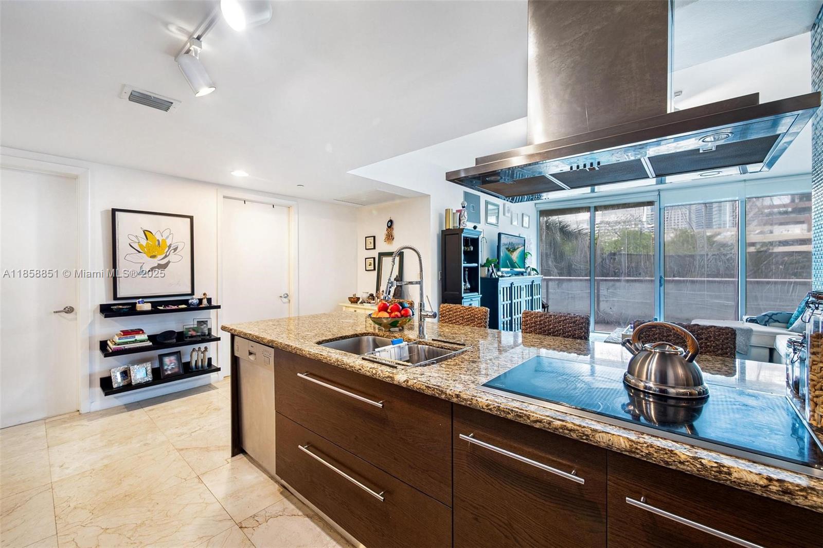 ICON BRICKELL NO TWO - Residential