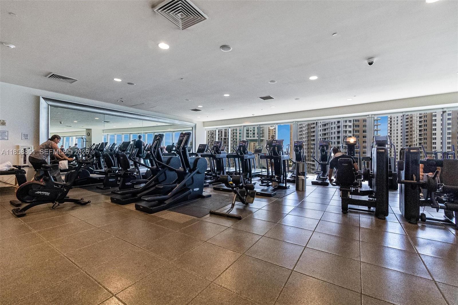 ICON BRICKELL NO TWO - Residential