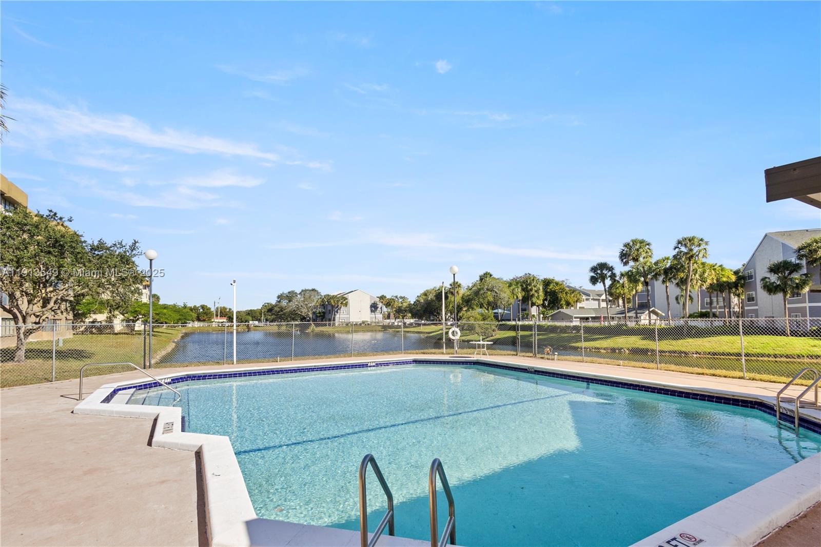 CARLISLE AT HAMPTONS WEST - Residential