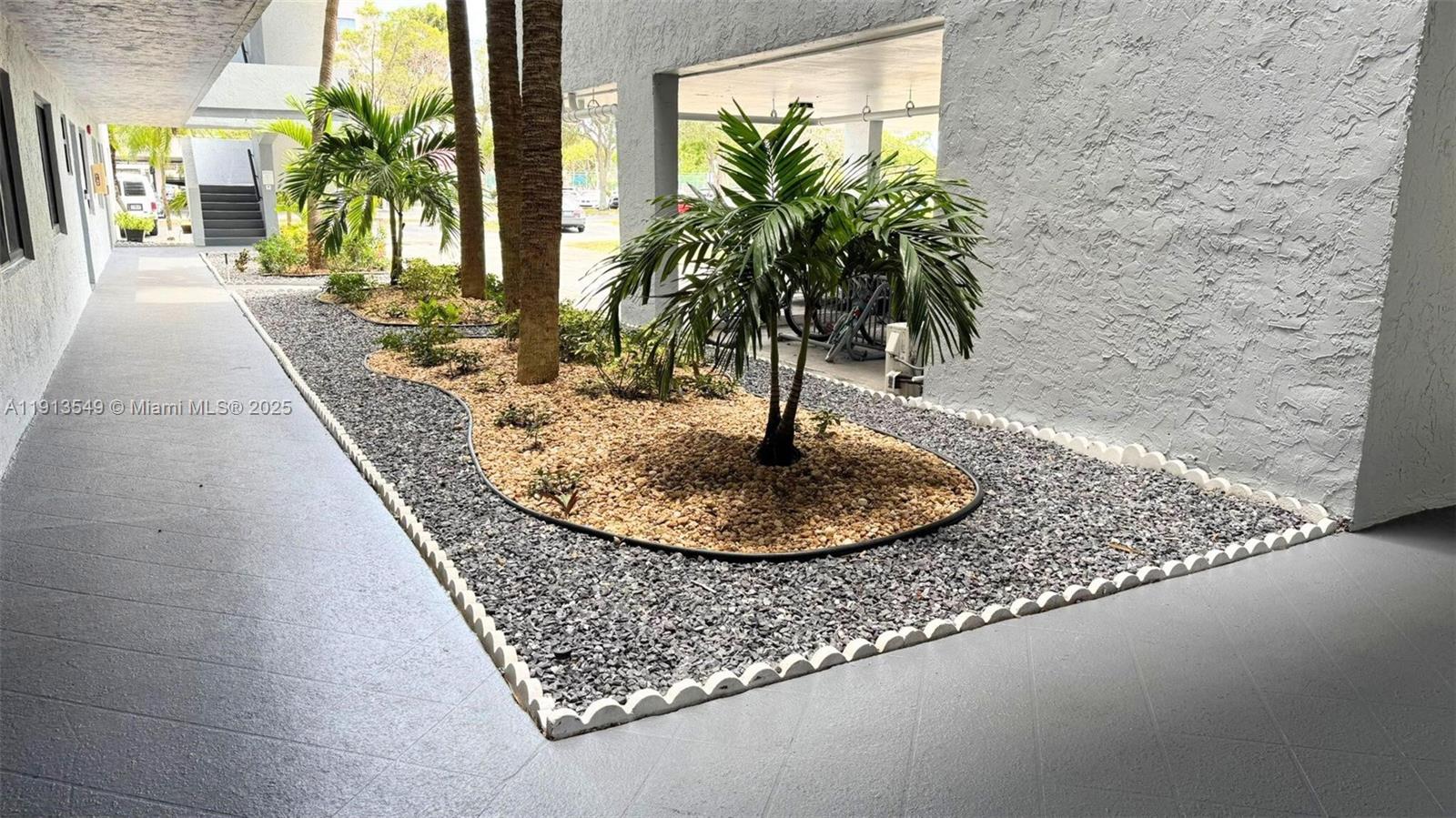 CARLISLE AT HAMPTONS WEST - Residential