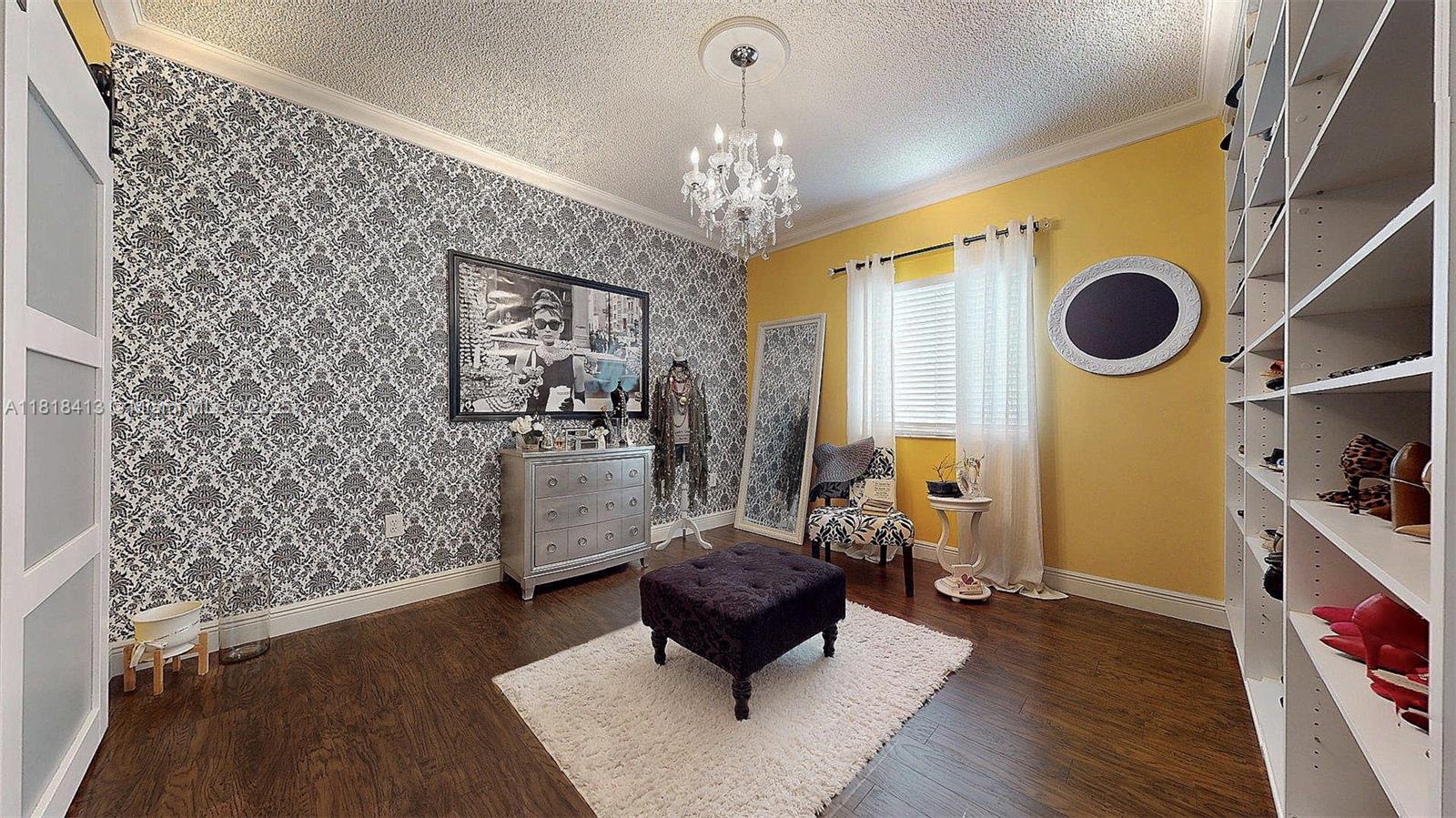 OAK CREEK SOUTH 1ST ADDN - Residential