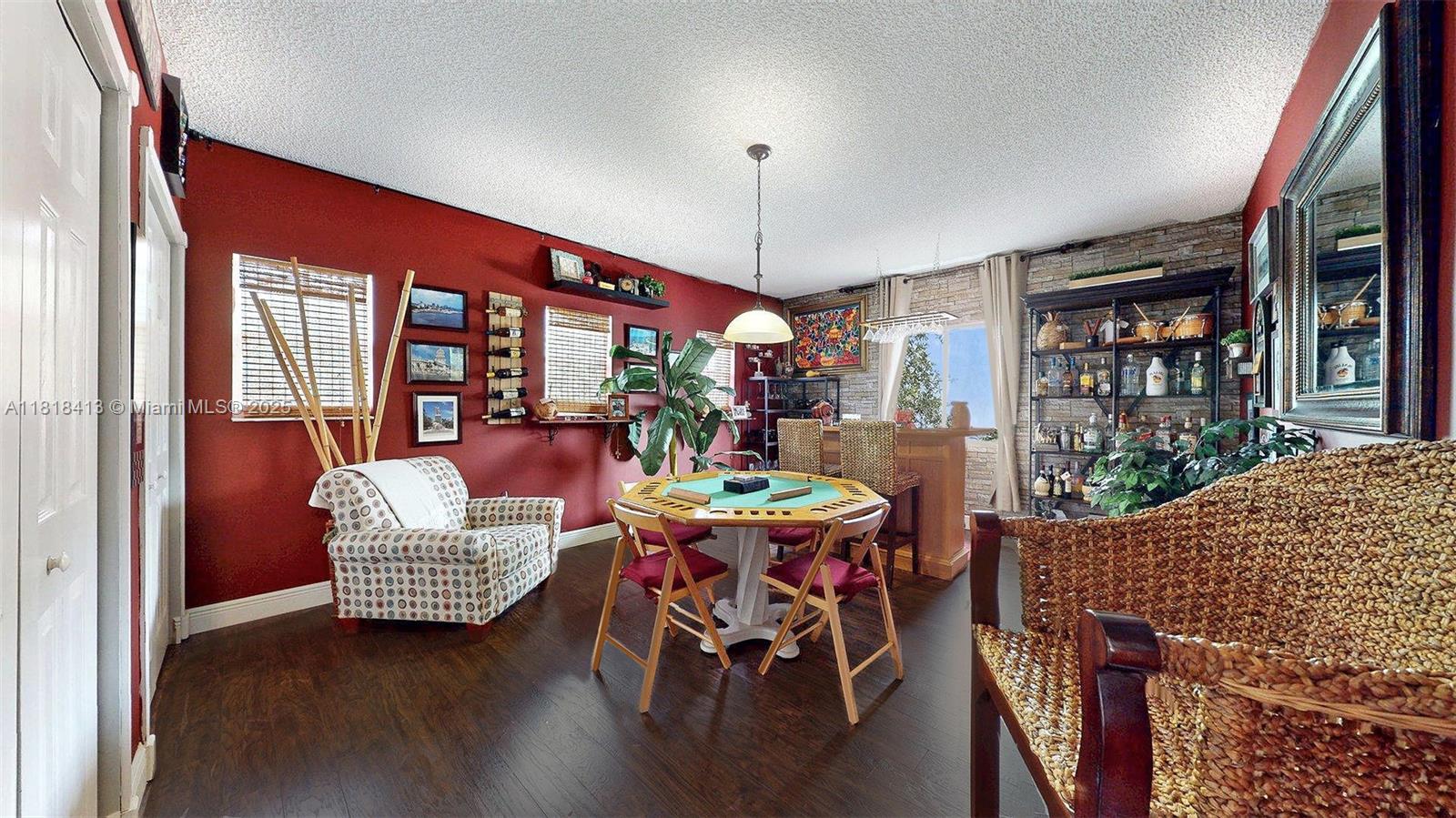 OAK CREEK SOUTH 1ST ADDN - Residential