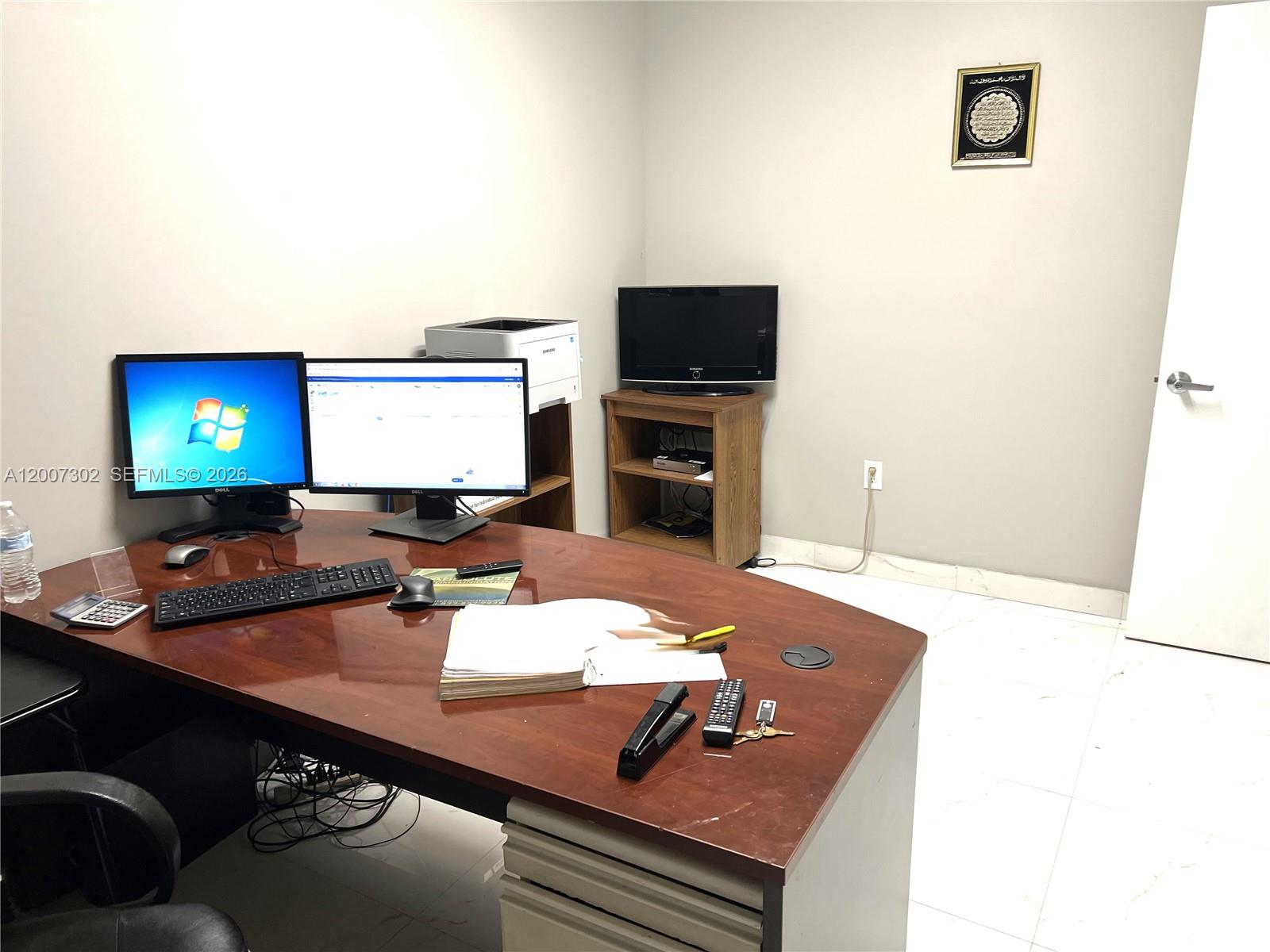 4851 W Hillsboro Blvd 9A