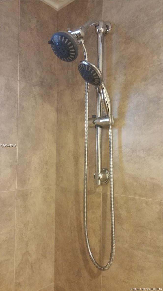 Polynesian Gardens 3 Cond - Residential Lease