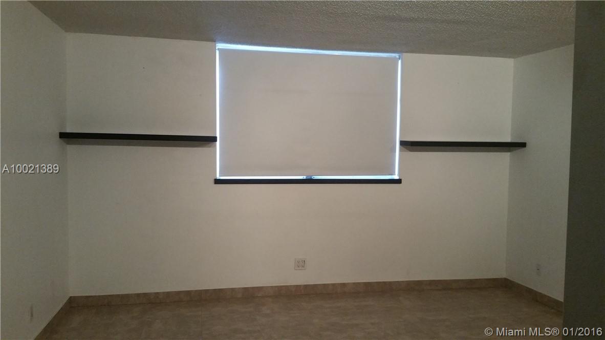 Polynesian Gardens 3 Cond - Residential Lease