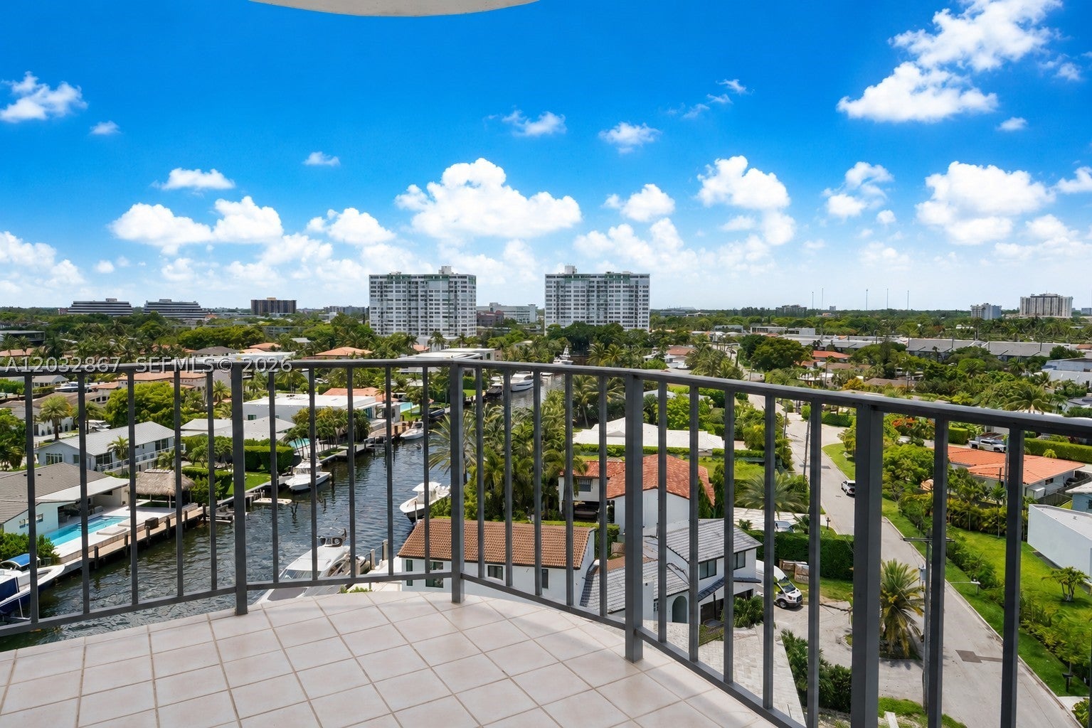 11930 N Bayshore Dr 909