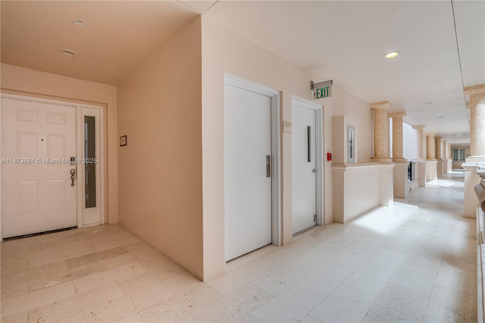 19227 Fisher Island Dr 19227