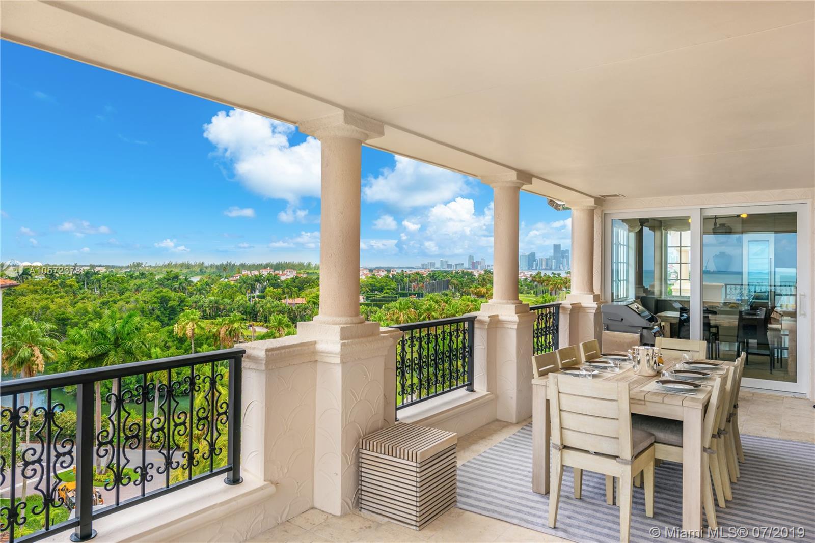 OCEANSIDE FISHER ISL COND - Residential