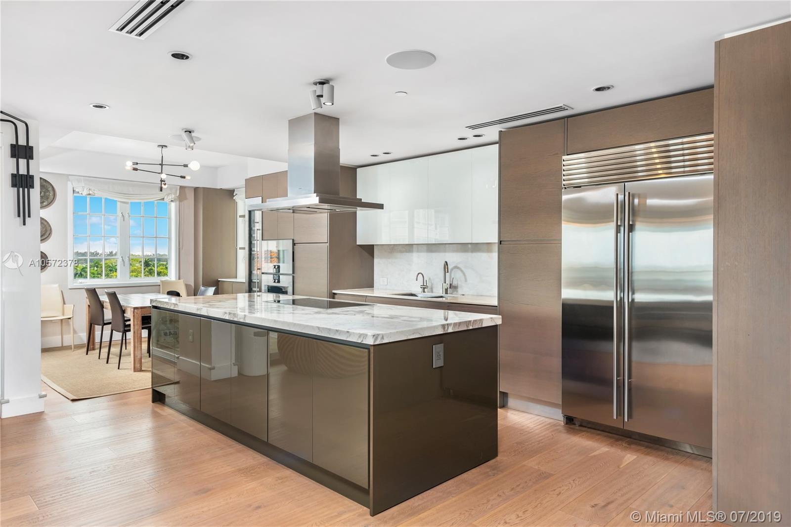 OCEANSIDE FISHER ISL COND - Residential