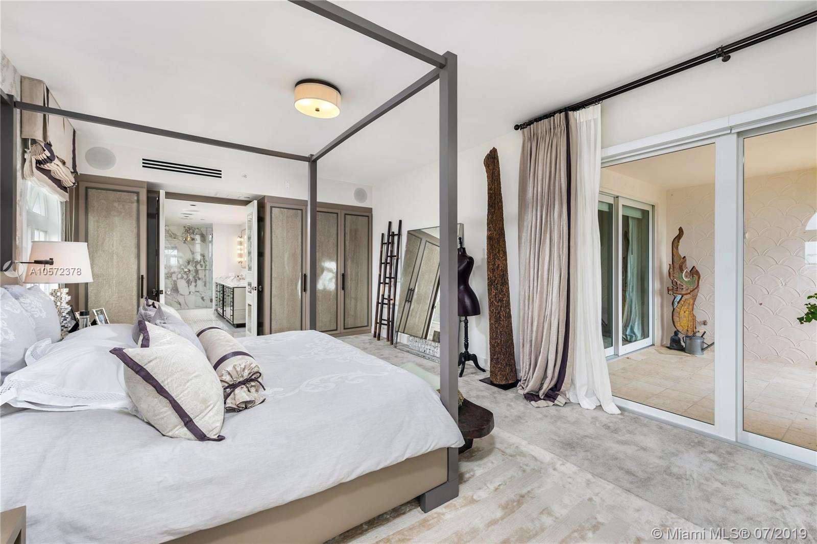 OCEANSIDE FISHER ISL COND - Residential