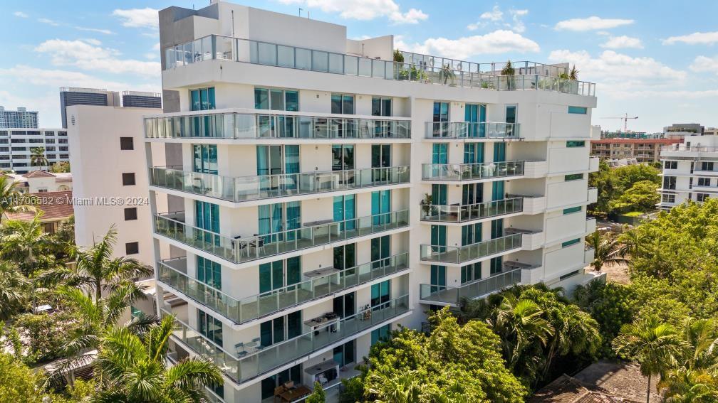 ONE BAY HARBOR CONDO - Residential