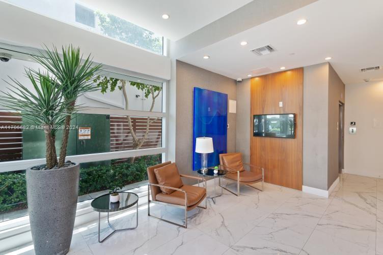 ONE BAY HARBOR CONDO - Residential