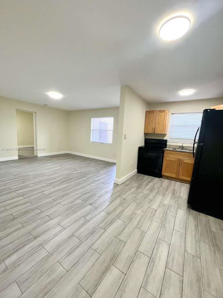 BEVERLY PARK - Residential Lease