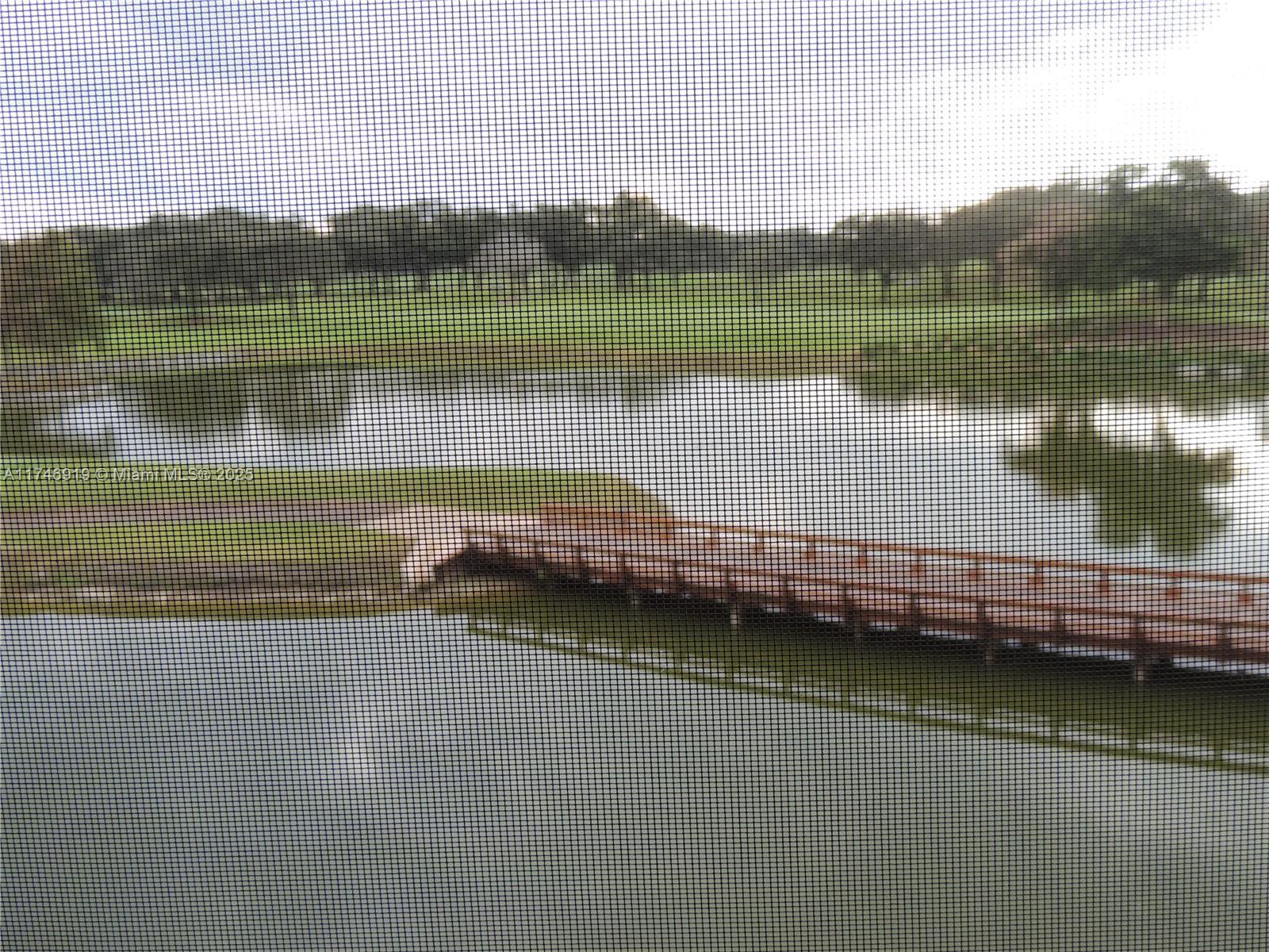 3001 W Rolling Hills Cir 302, Davie, Broward County, Florida - 2 Bedrooms  
2 Bathrooms - 